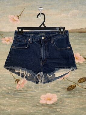 Wild Fable Dark Wash High-Waisted Denim Shorts – Classic Summer Staple